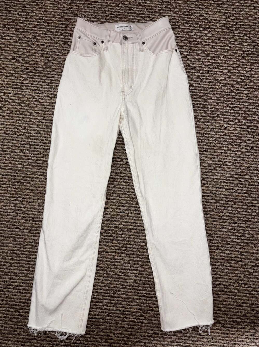 Abercrombie & Fitch Curve Love The 90s Straight Ultra High Rise Jeans 25x29